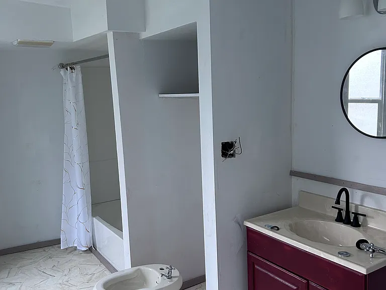 85 E 3rd St #1 — Photo 10