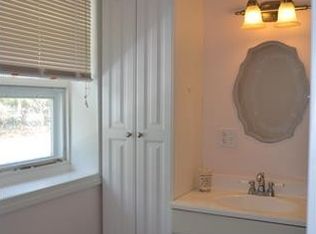 15 Avenue B, Lyme, CT 06371