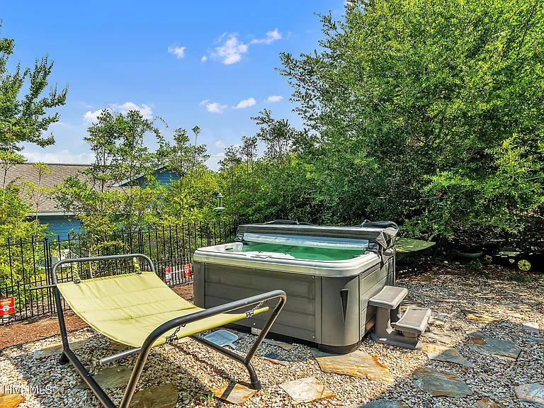 8708 Plantation Dr — Photo 8