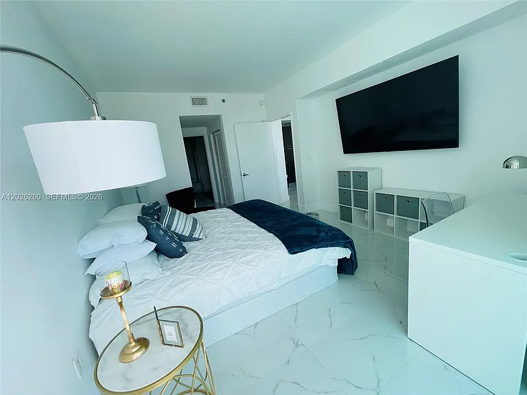 950 Brickell Bay Dr #3207 — Photo 27