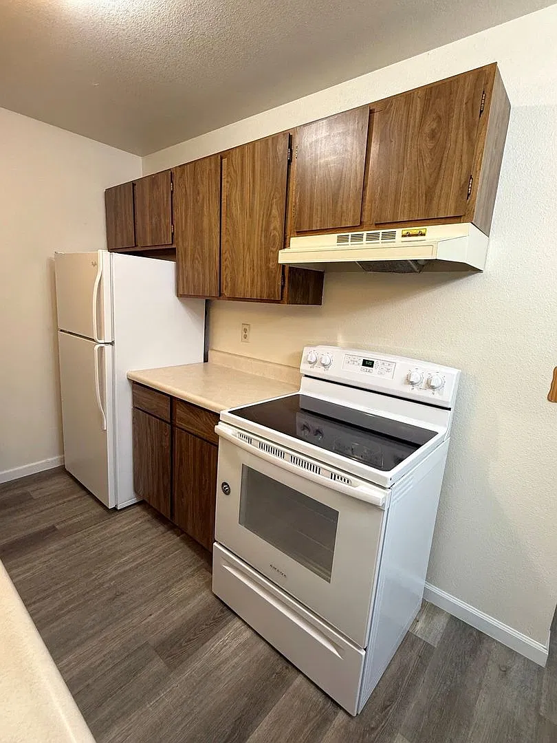 1170 Boulder Dr — Photo 3