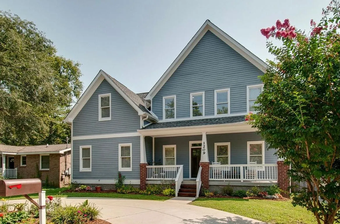 1209 Cline Ave — Photo 3