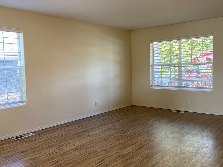 15240 NW Blakely Ln — Photo 3