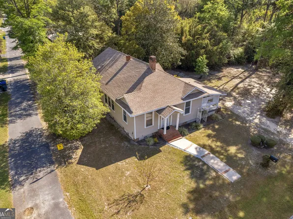 661 E Plum St, Jesup, GA 31546