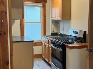 35 Oxford St #2, Fall River, MA 02721