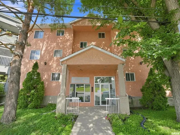 UNIT 202-1215 Louise AVENUE, Saskatoon, SK S7H 2P8