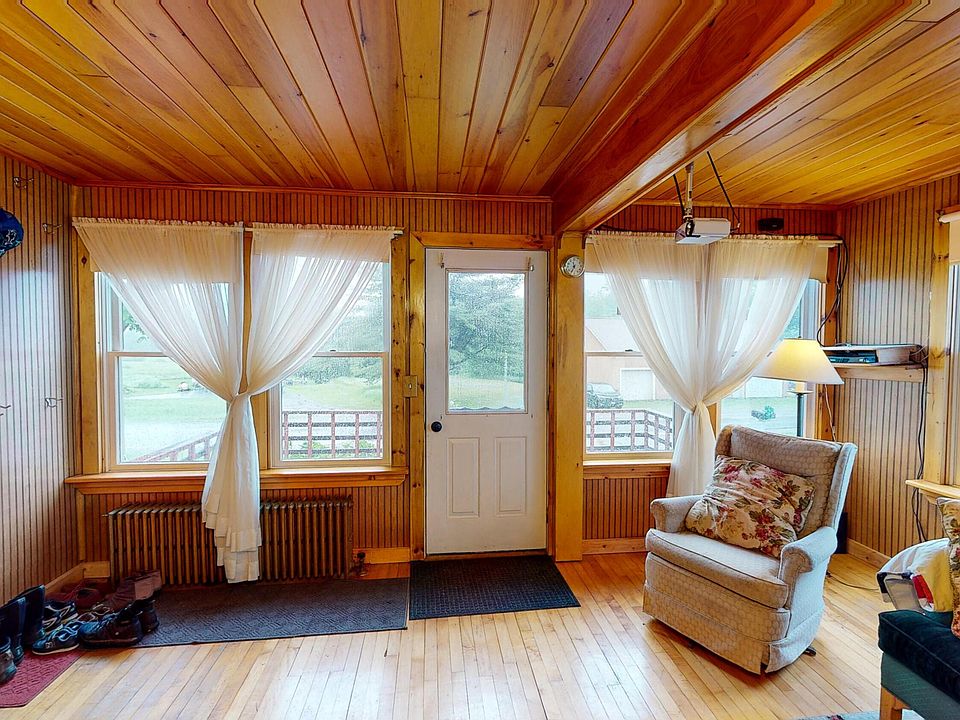 16 N Main St, Morrill, ME 04952 Zillow