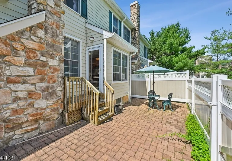 233 Patriot Hill Dr — Photo 11