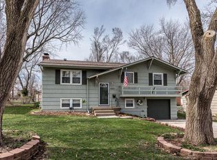 10811 W 72nd Ter, Shawnee, KS 66203