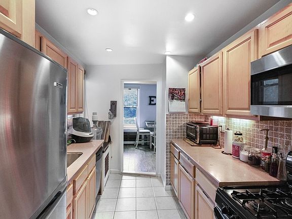 4th image of 120 Dehaven Dr APT 130