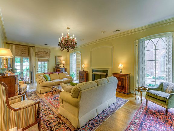 4th image of 253 Windover Grove Dr