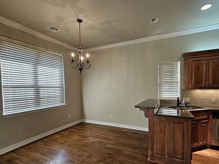 120 Napoli Ct — Photo 11