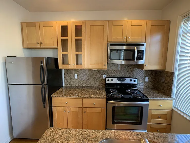 1695 Beach St #203 — Photo 11