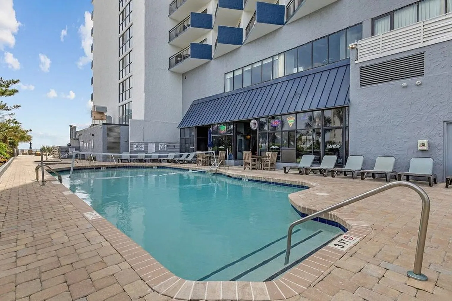 Studio, 1.0 bath, 527 sqft, $2,747 — Photo 3