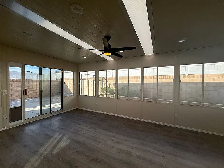 2751 Garnet Ln — Photo 6