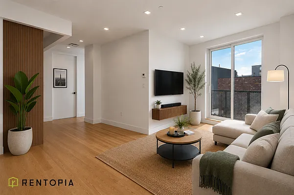 Living room, photo 1