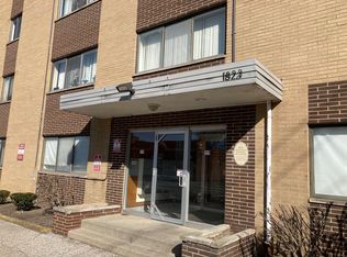 1823 Lee Rd #311, Cleveland, OH 44118