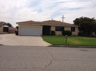 27239 Crest St, Highland, CA 92346