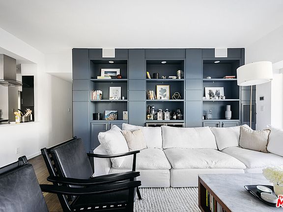 3rd image of 1155 N La Cienega Blvd APT 601