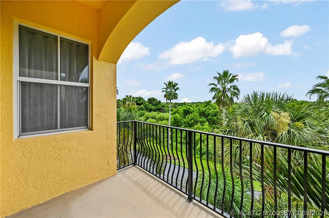 3 bed, 3.0 bath, 2292 sqft, $4,000 — Photo 4