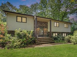 68 Yellow Brick Rd, Wayne Twp., NJ 07470