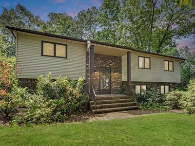 68 Yellow Brick Rd, Wayne, NJ, 07470