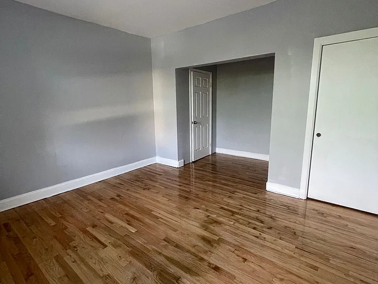 138-140 Clinton Ave #2R — Photo 6