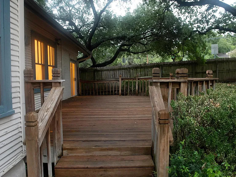 Deck