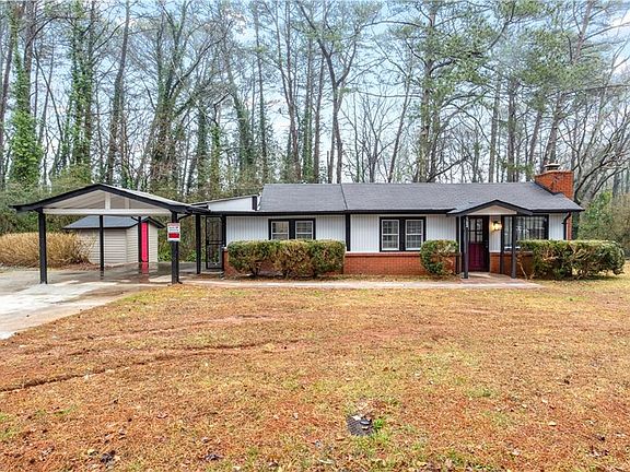 2nd image of 582 Martin Rd