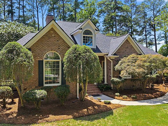 3rd image of 4705 Saint George's Drive N