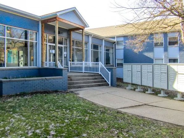 102 Fairview Dr #3-301