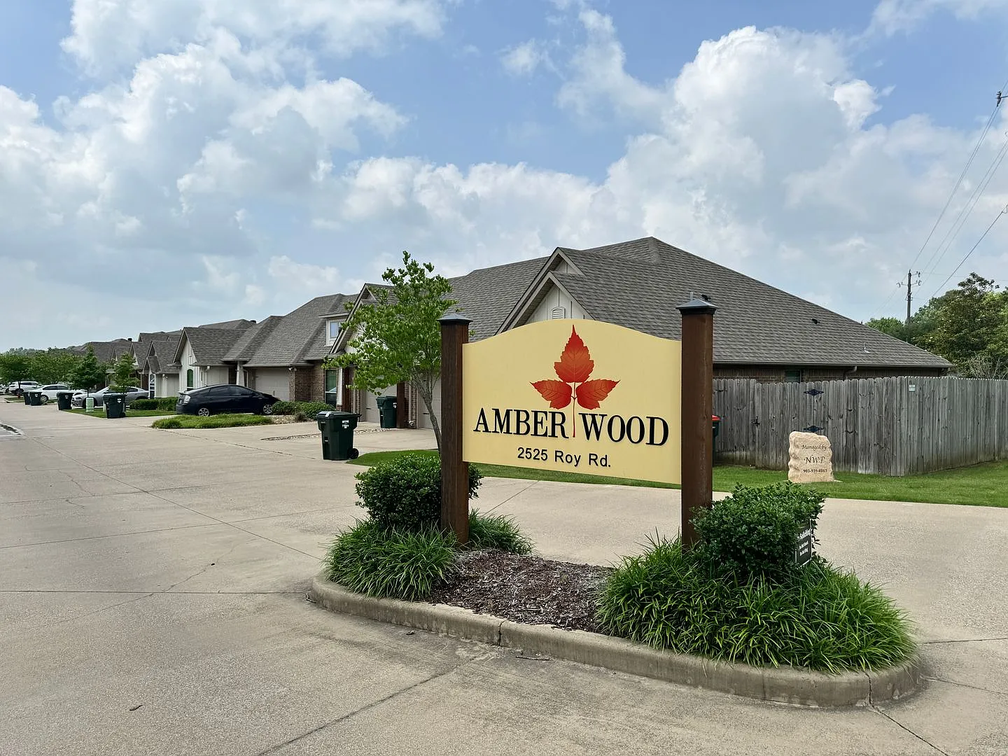 Amberwood Townhomes — Photo 3