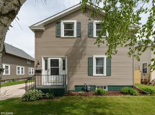 2508 Meadow Ln, Manitowoc, WI 54220