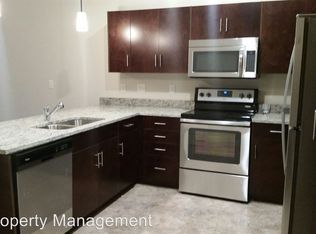9432 N Robinhood Ave, Kansas City, MO 64154