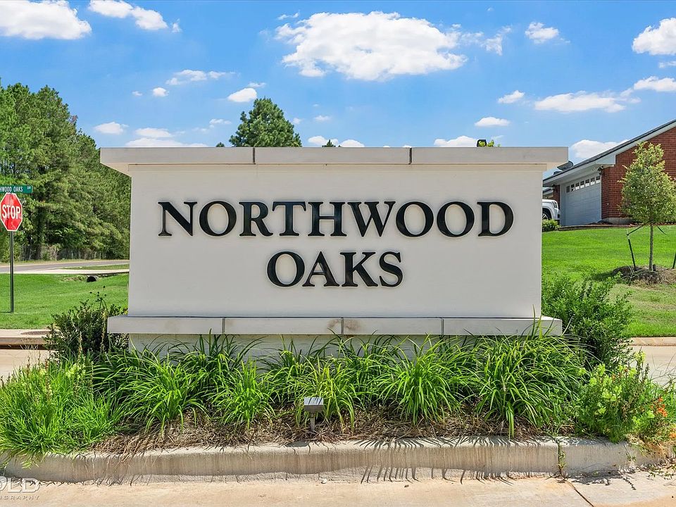 Front Entrance of Northwood Oaks