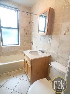 Rented by Realty 2000 Corp | media 13