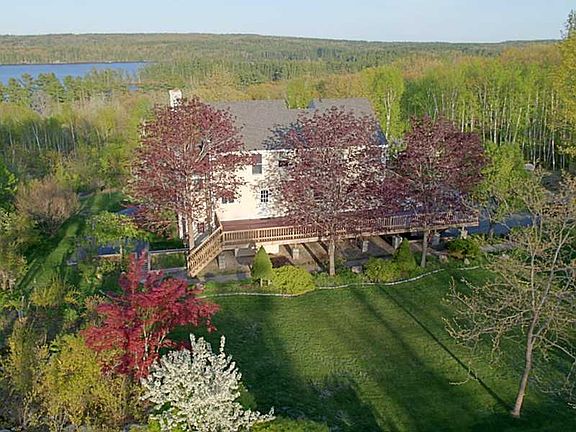 6.5 Acres of Views & Privacy