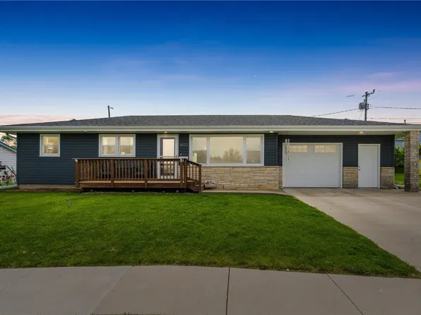 3423 Vera Ct NW, Cedar Rapids, IA 52405