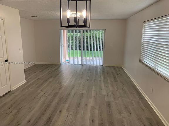 3rd image of 6778 Sienna Club Dr