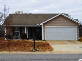 219 Peyton Ln, Moundville, AL 35474