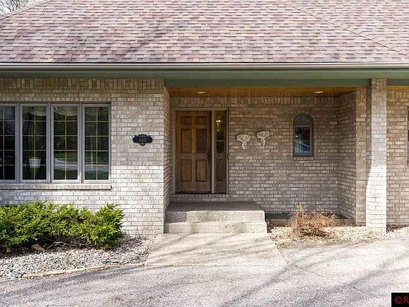 2nd image of 140 Greenwood Dr