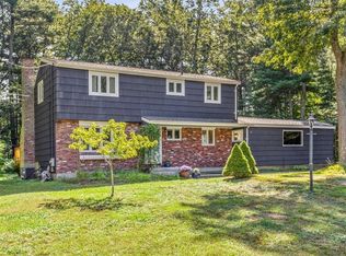28 Millpond Rd, Sudbury, MA 01776