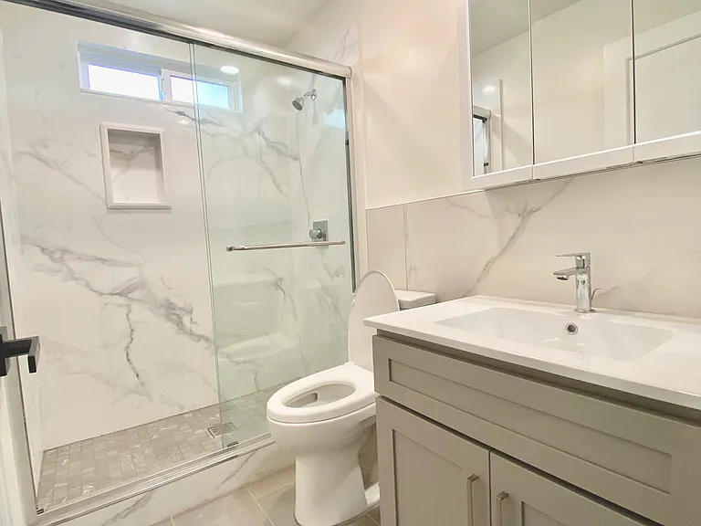 908 Vienna St — Photo 5
