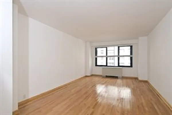 Sold by Stribling | media 2
