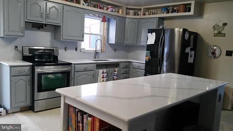 2nd image of 147 Lickdale Rd