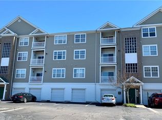 94 Mill St APT 301, Woonsocket, RI 02895