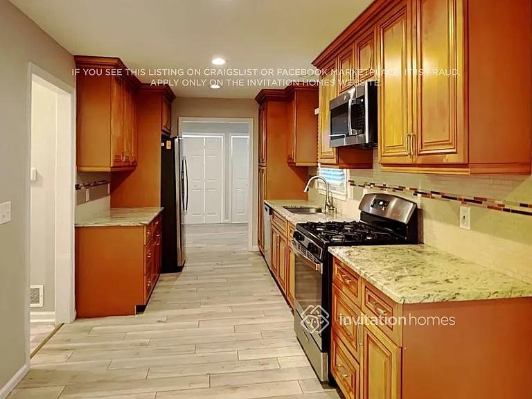 3401 Fawn Trl — Photo 11