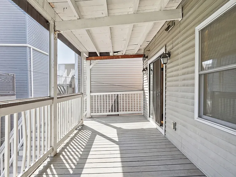 30 Rawson St #3 — Photo 18