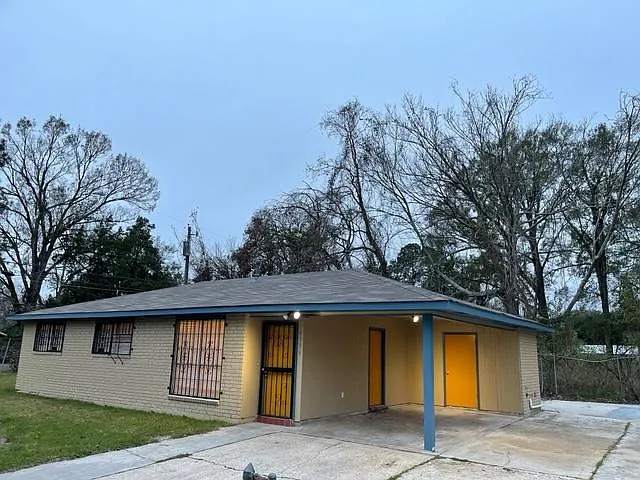 6939 Cambridge St — Photo 11