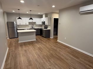 214 Kinne #103, East Syracuse, NY